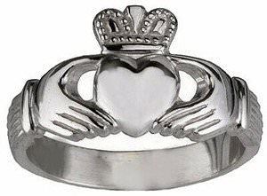 bague-buffy-claddagh-or-blanc-ring