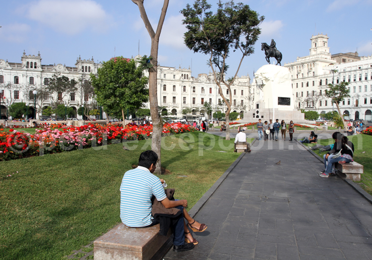 12-plaza-san-martin Lima